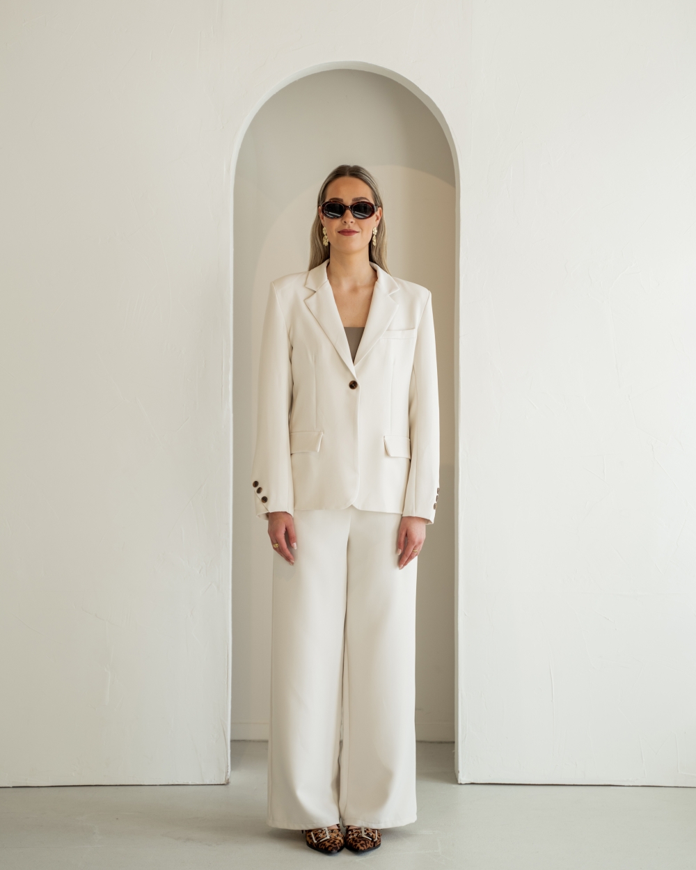 ESSENTIAL BLAZER ECRU