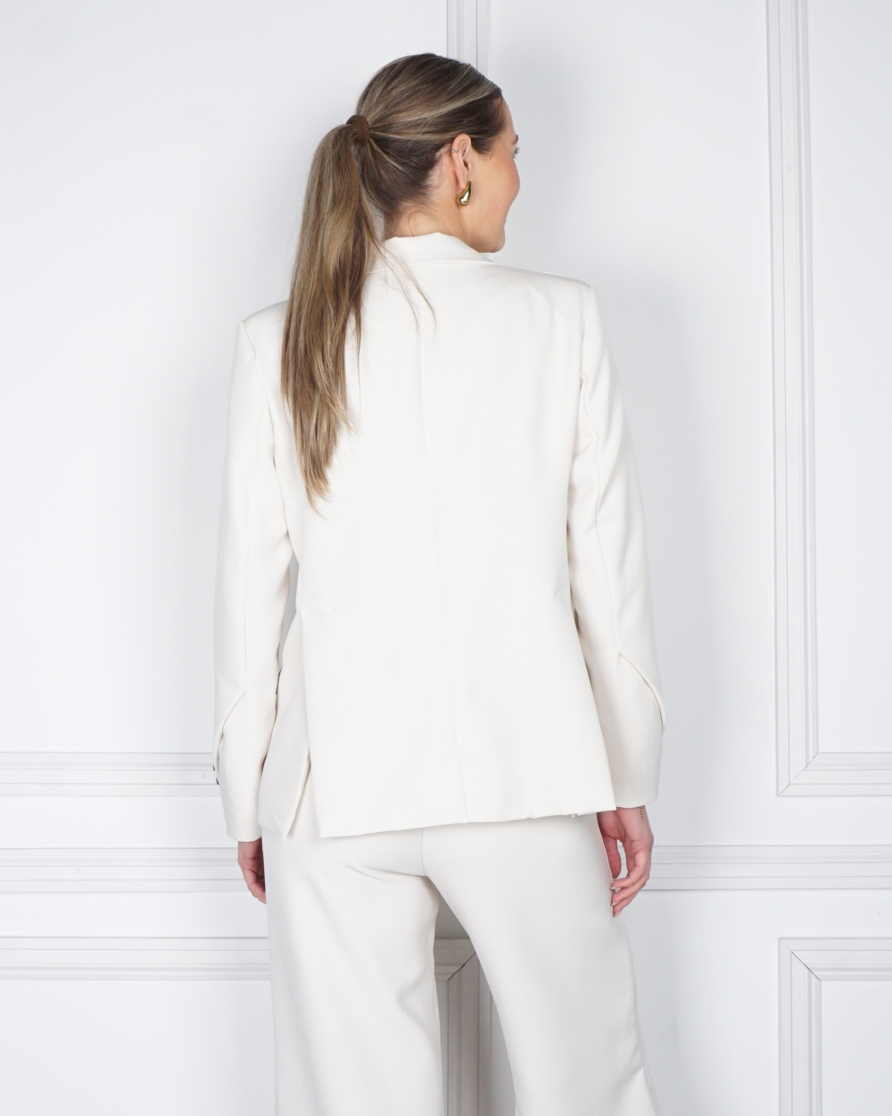 ESSENTIAL BLAZER ECRU