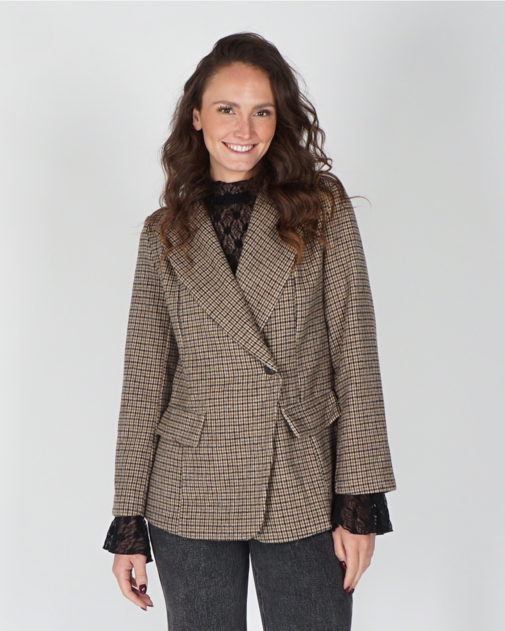 LUXE GERUITE BLAZER CAMEL