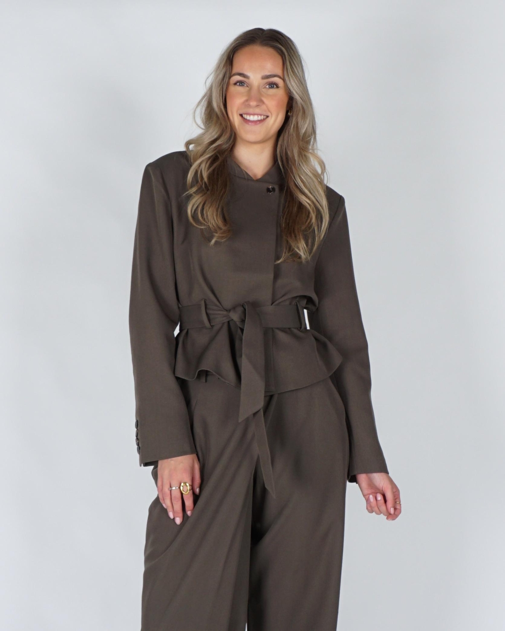 Neo Noir KAILYN STRUCTURE BLAZER Bruin
