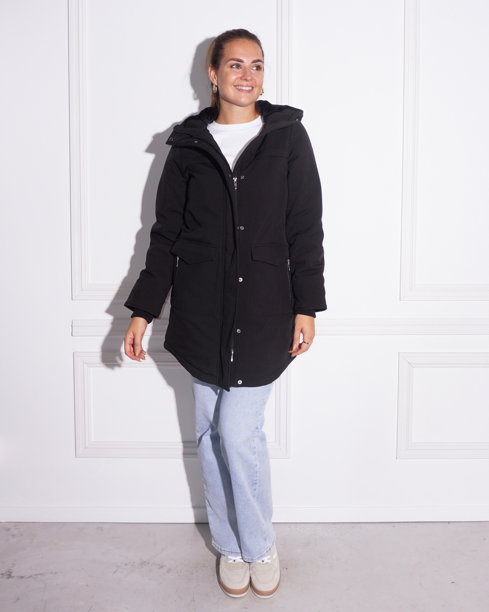 ZWARTE WATERAFSTOTENDE PARKA JAS 