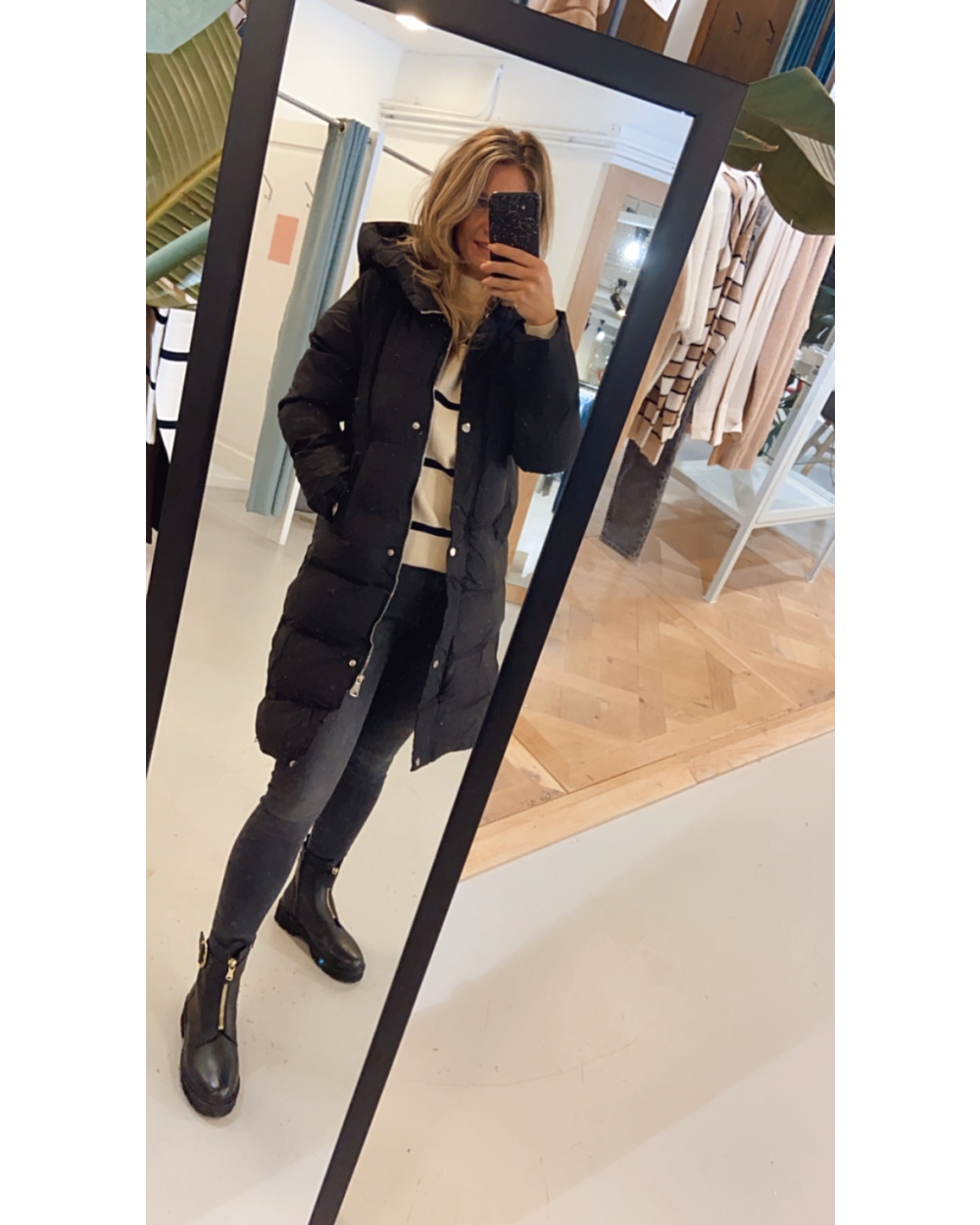 LANGE PUFFER JAS ZWART