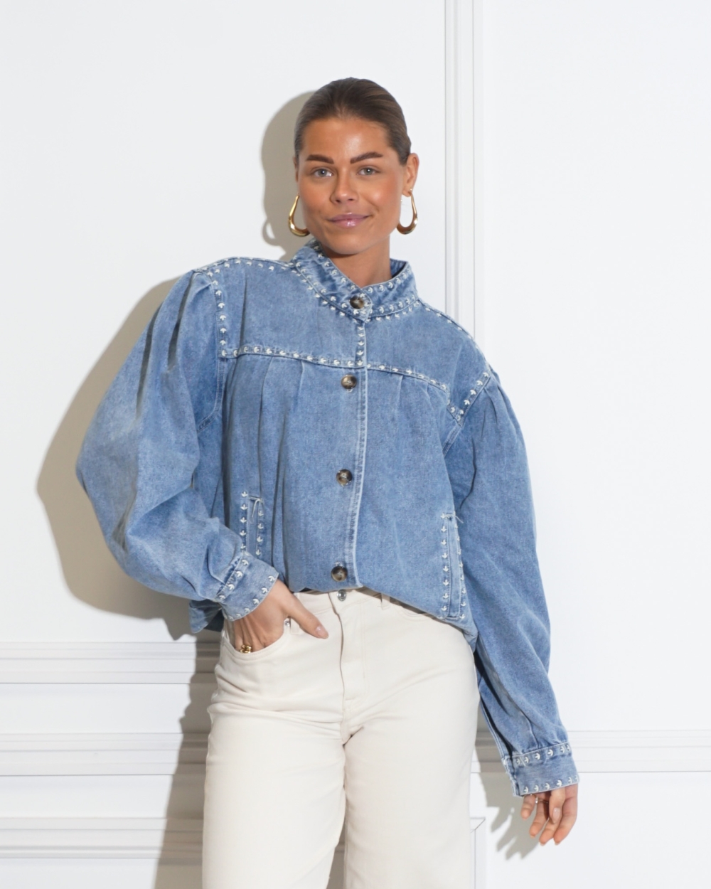 OVERSIZED DENIM JACKET BLAUW
