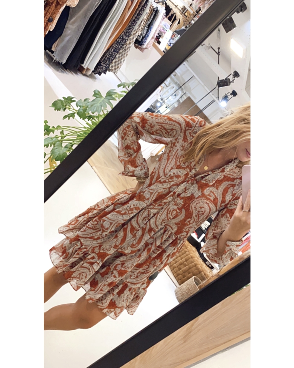 PAISLEY JURK ROOD 