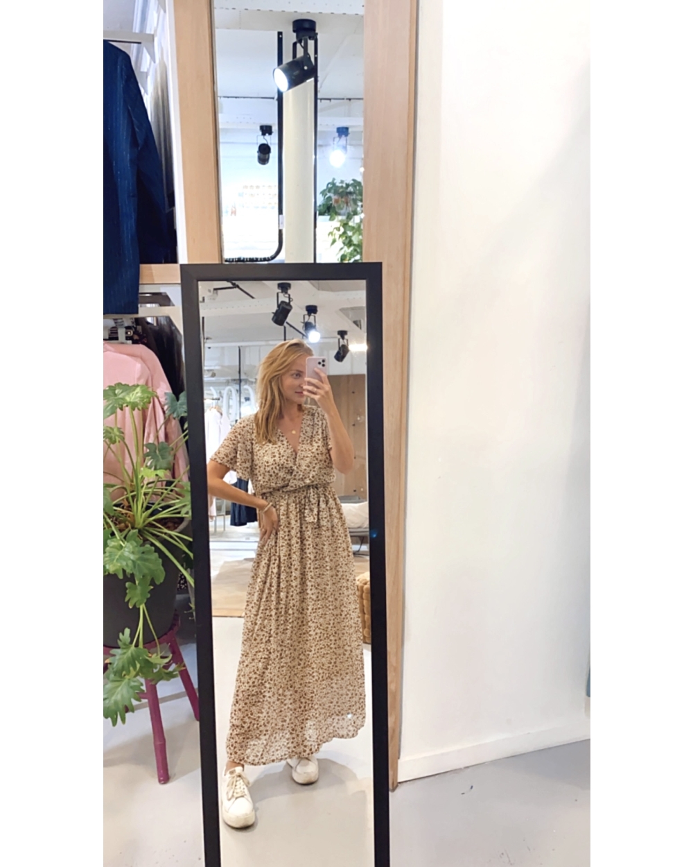 BEIGE MAXI JURK MET BLOEMENPRINT