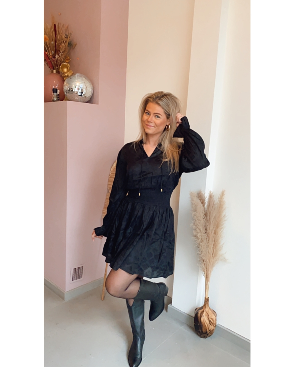 FRIDAY JURK ZWART