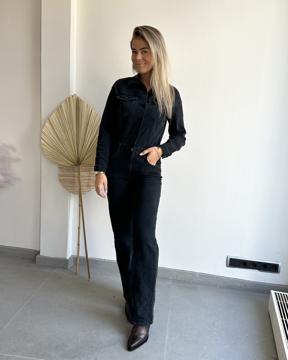 JUMPSUIT DEBBY ZWART RD2207