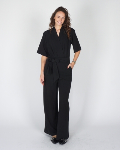 YAYA JUMPSUIT MET STRIKCEINTUUR ZWART