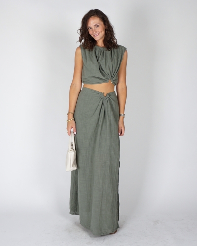 MAXI ROK EN TOP MET DETAIL GROEN