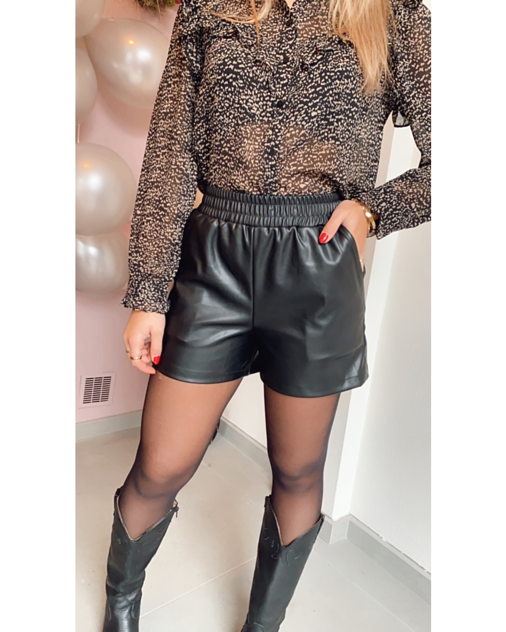SHORT KELLY ZWART