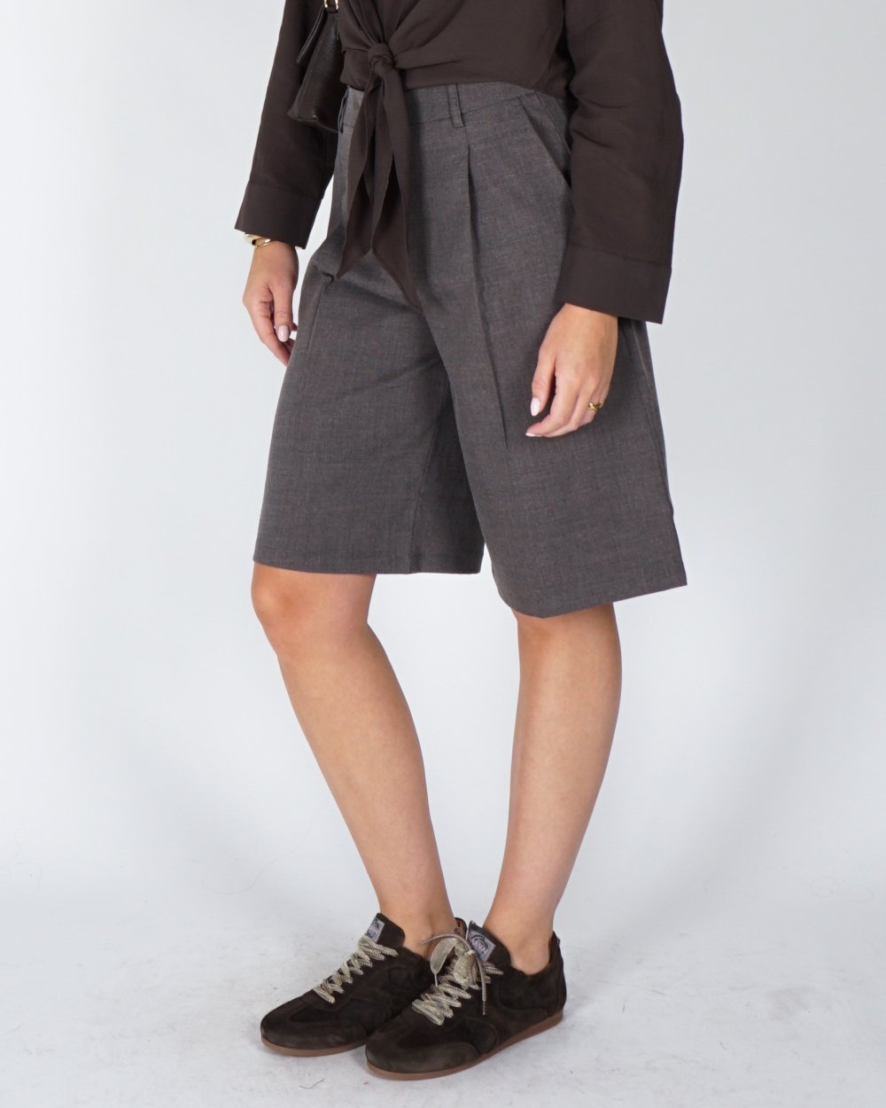 BERMUDA PANTALON DONKERBRUIN