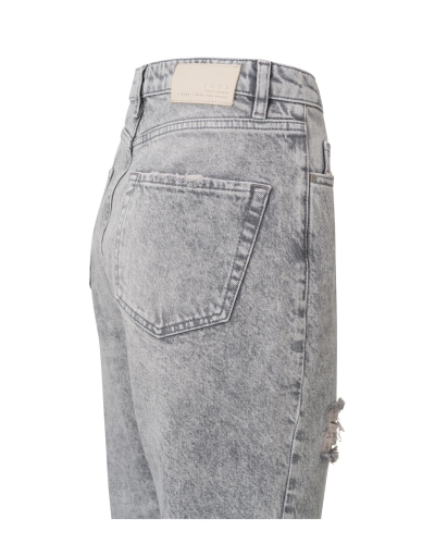 BOYFRIEND JEANS MET STEEKZAKKEN GRIJS