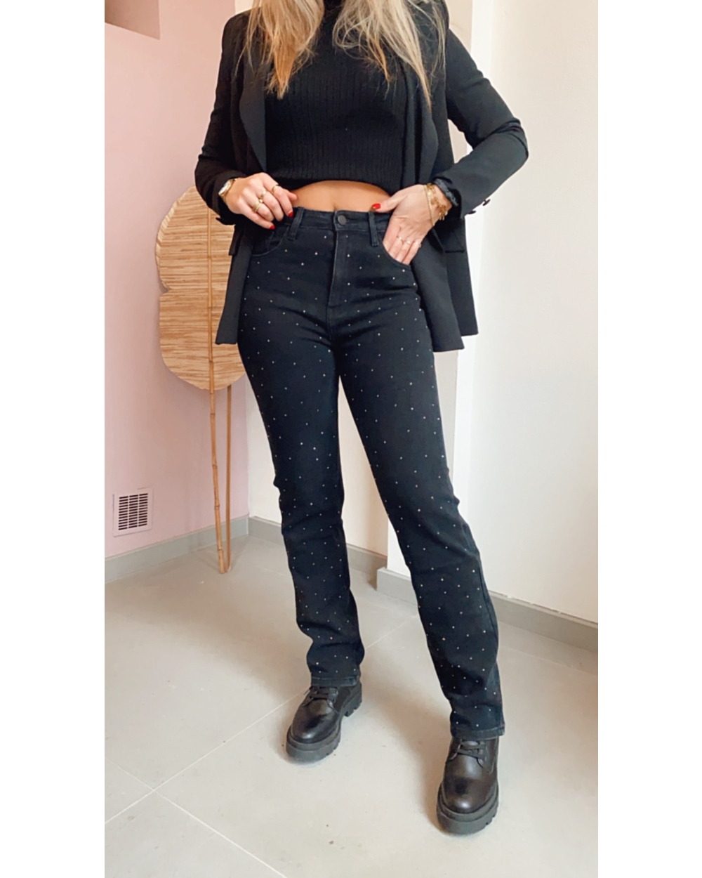 STRAIGHT LEG JEANS STUDS BRITT