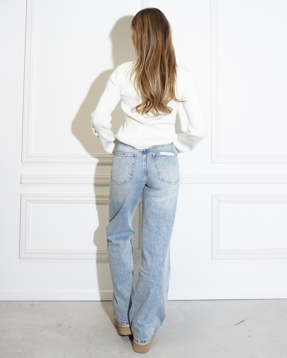 SPARKLING JEANS STONE WASH