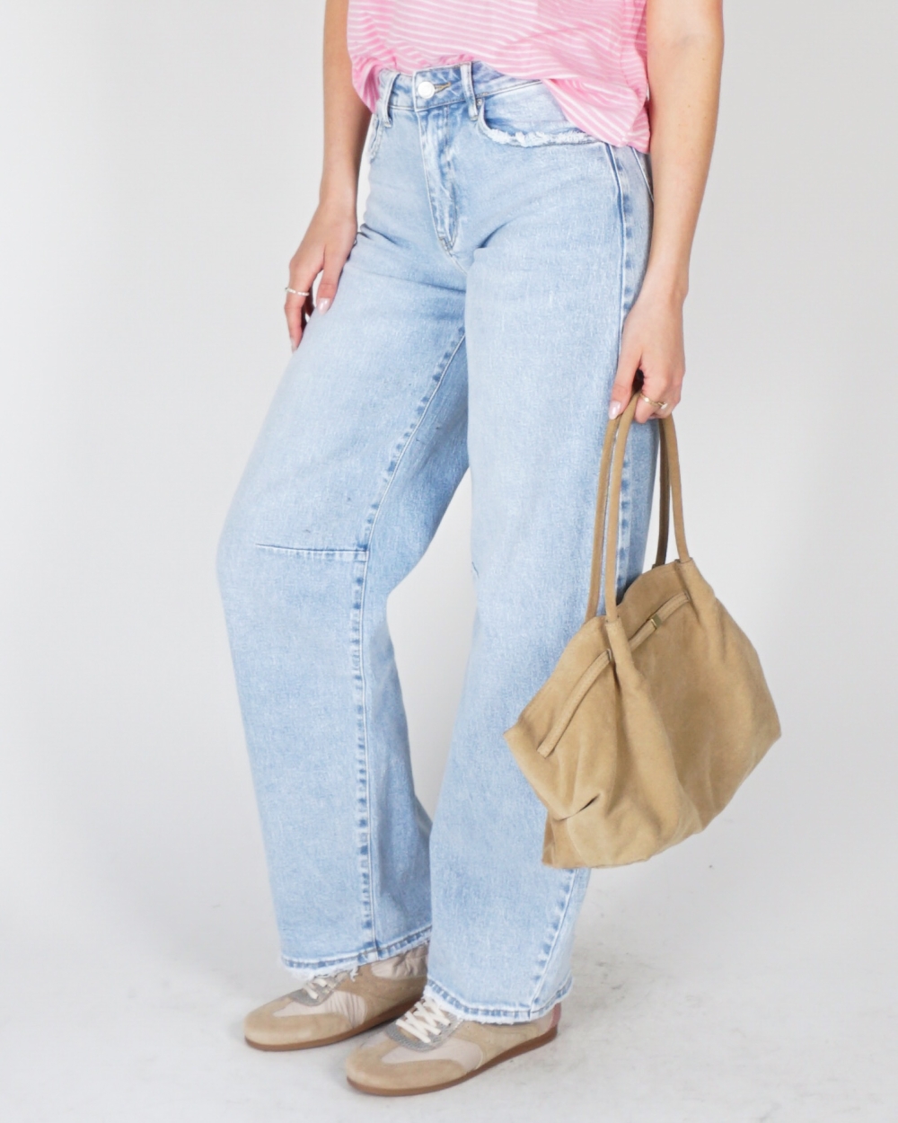 BARREL JEANS LICHTBLAUW