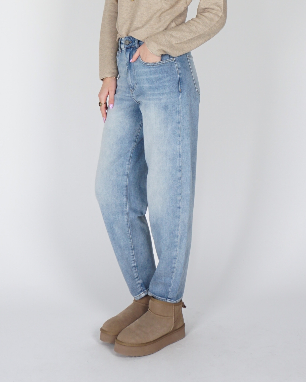 HIGH WAIST MOM JEANS BLAUW