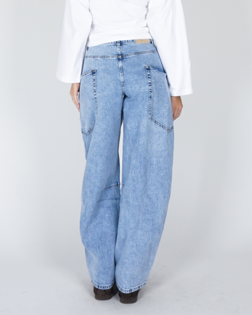 BALLOON JEANS DO LICHTBLAUW