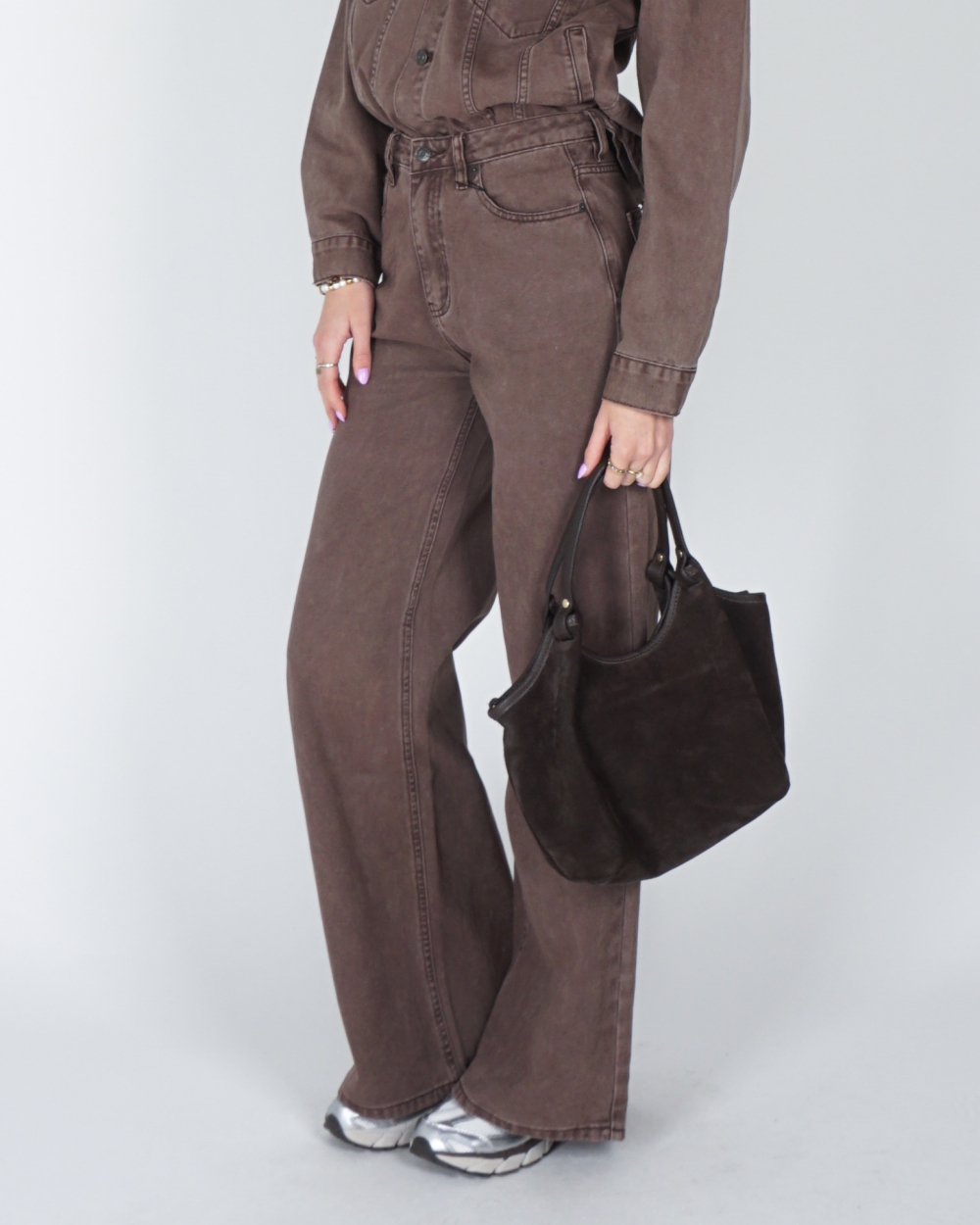 BRUINE WIDE LEG JEANS MET WASSING
