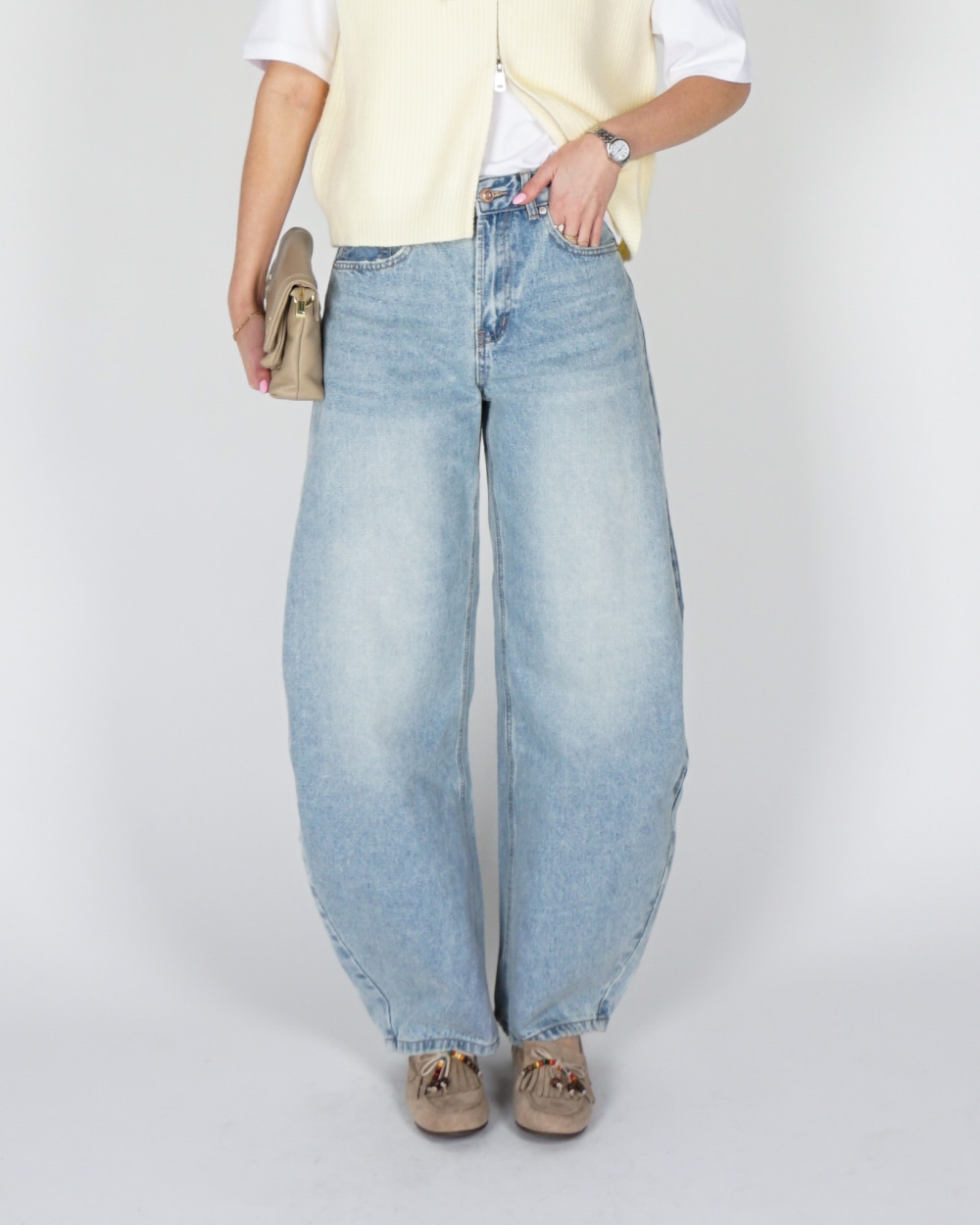 BALLOON JEANS HIGH WAISTED LICHTBLAUW