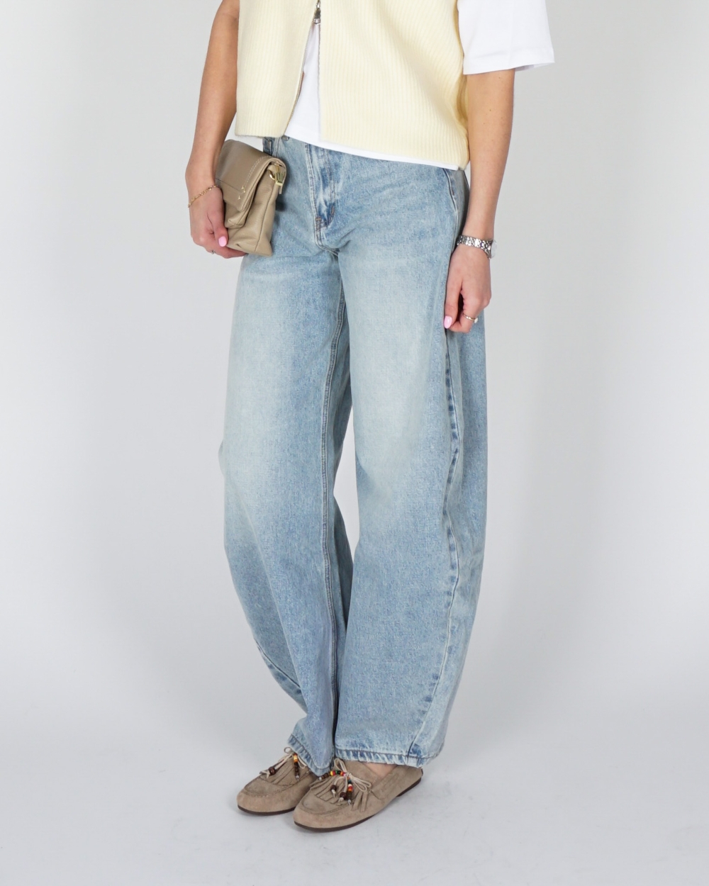 BALLOON JEANS HIGH WAISTED LICHTBLAUW