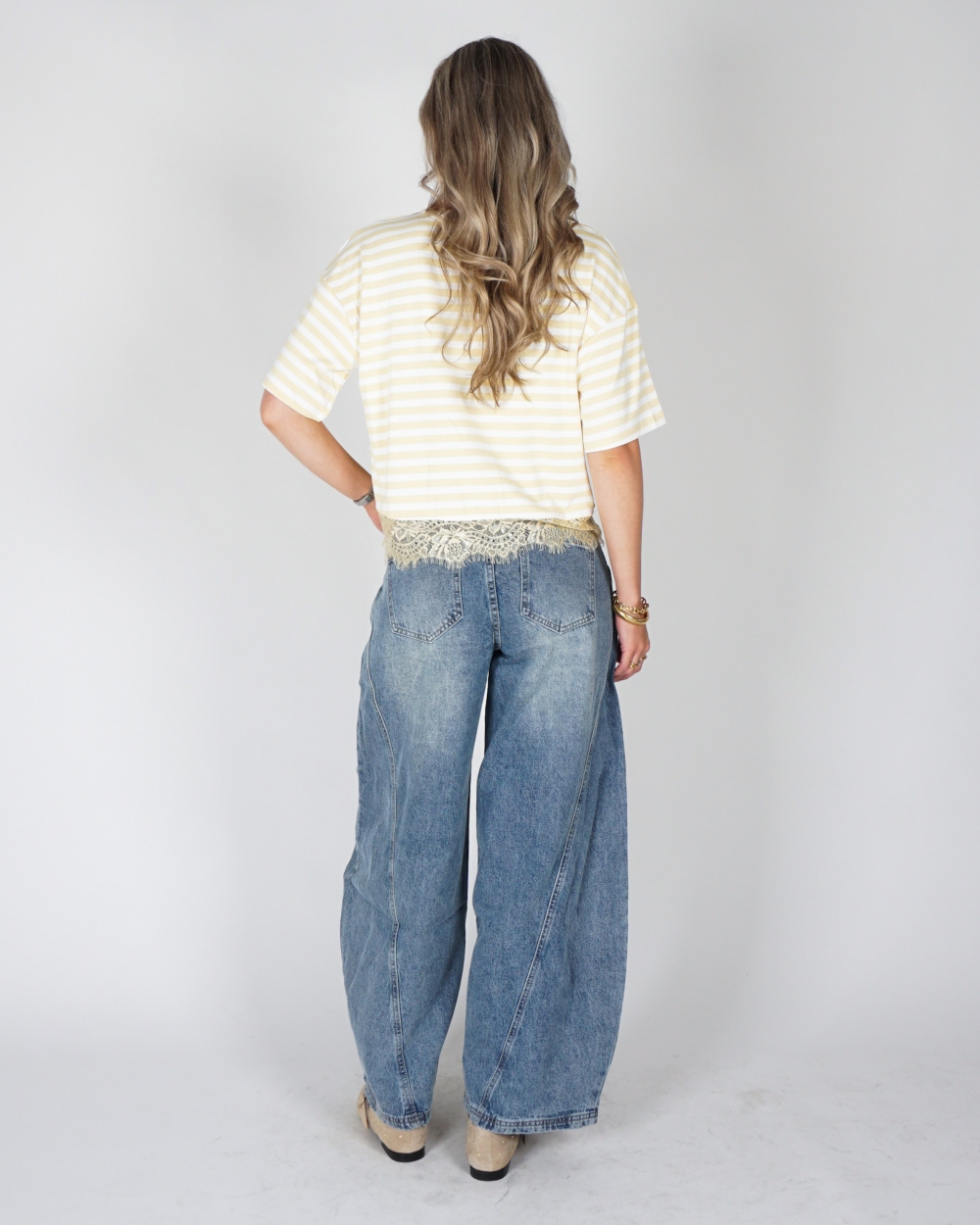 BAGGY JEANS MET SCHUINE NAAD BLAUW