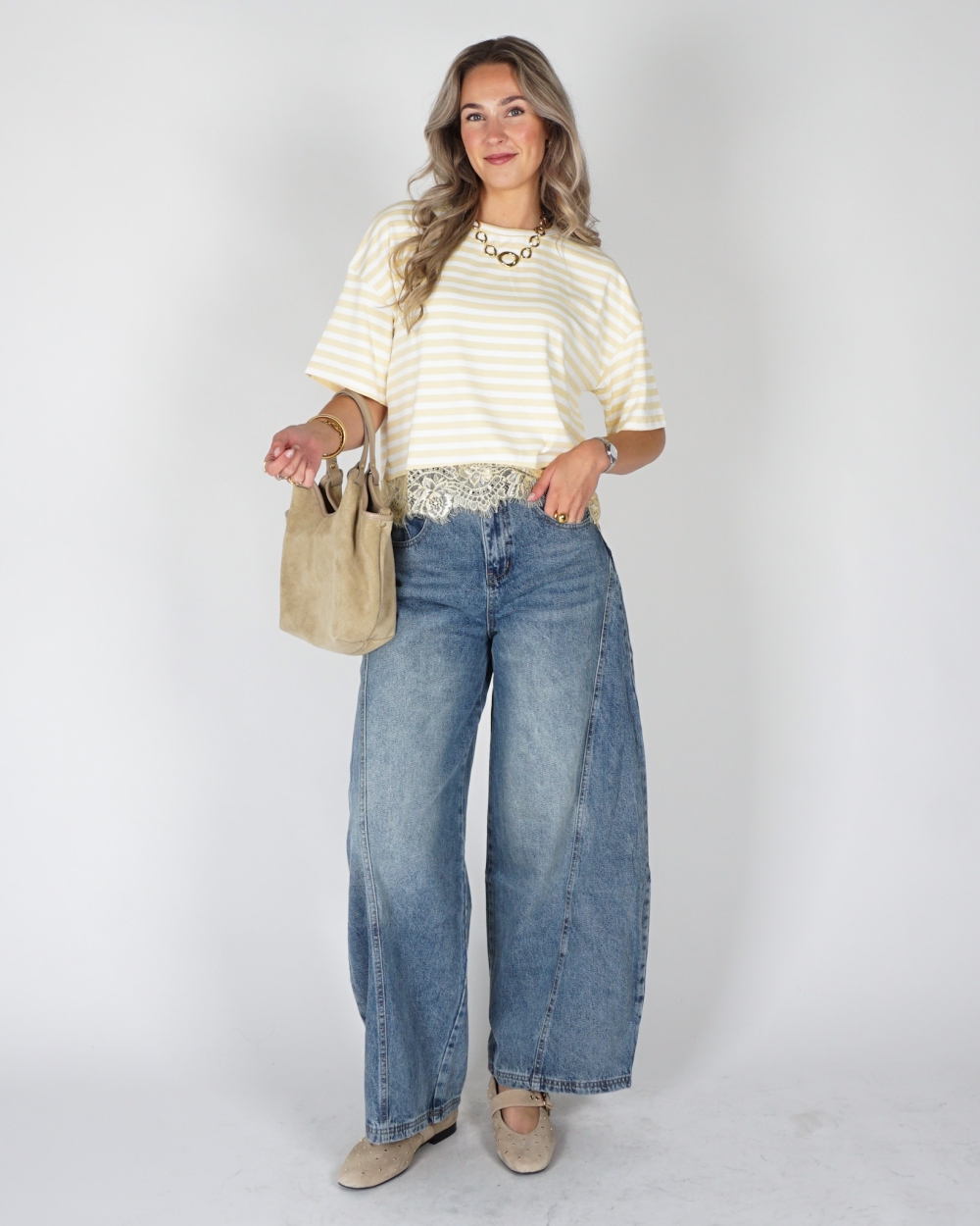 BAGGY JEANS MET SCHUINE NAAD BLAUW