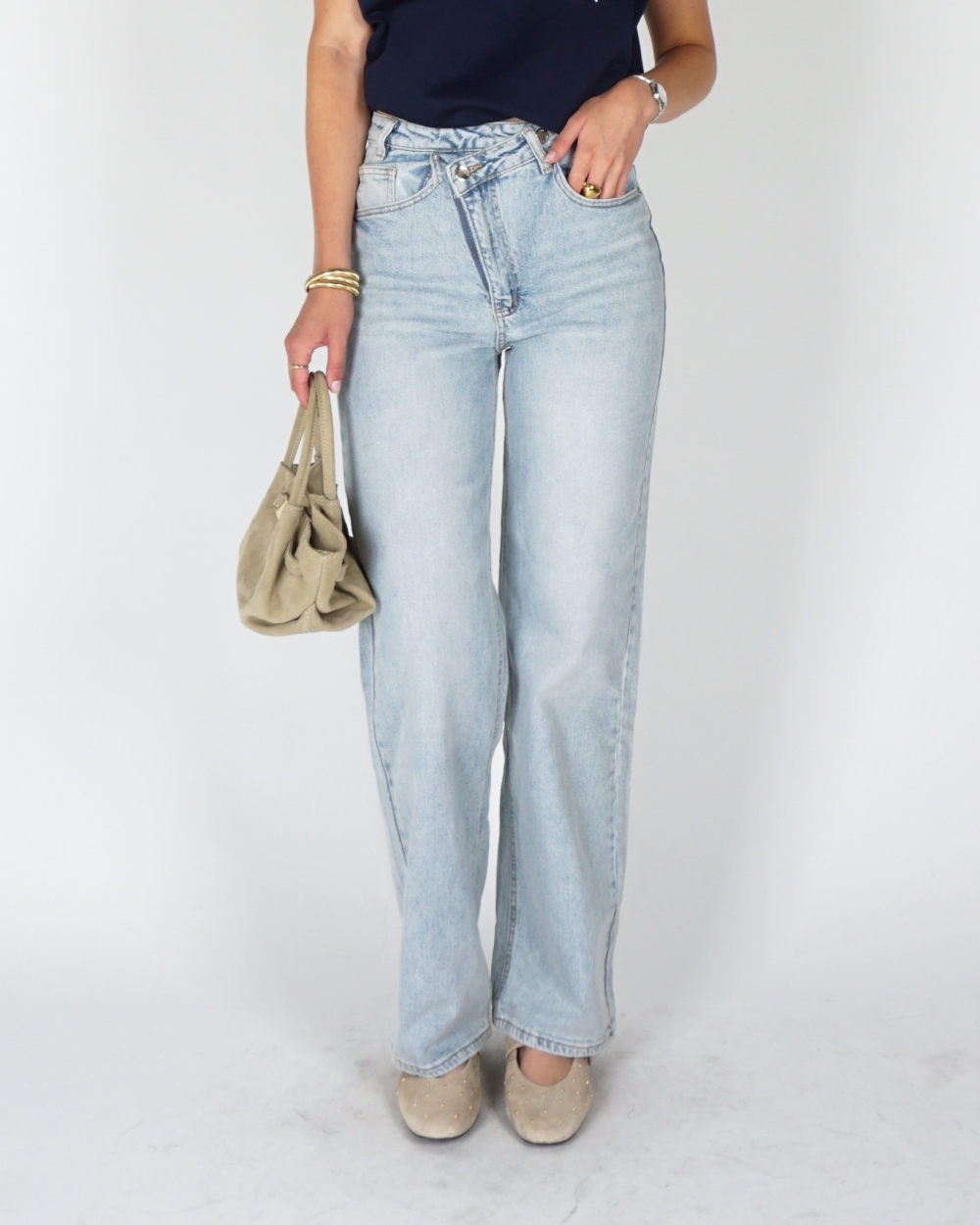 JEANS MET SCHUINE SLUITING SEA BLAUW