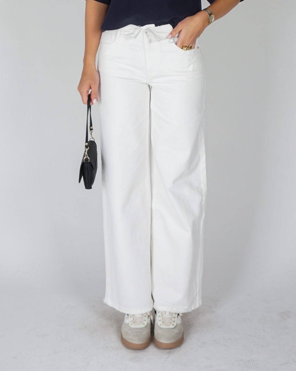 JEANS OMGESLAGEN TAILLE WIT