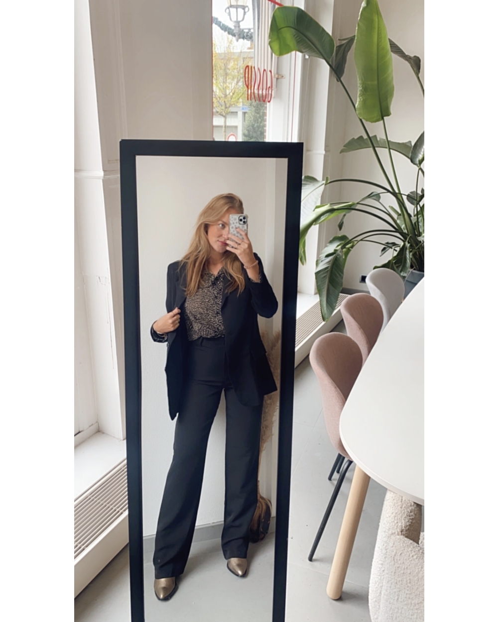 PANTALON YARA ZWART