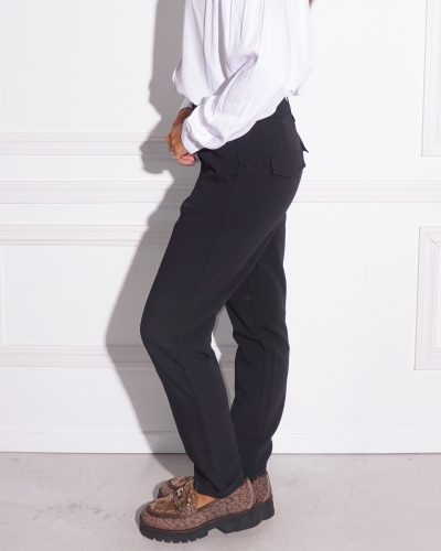 WOVEN BROEK MET RIEM DETAIL ZWART