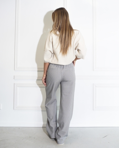 PANTALON MET RUITPATROON GRIJS