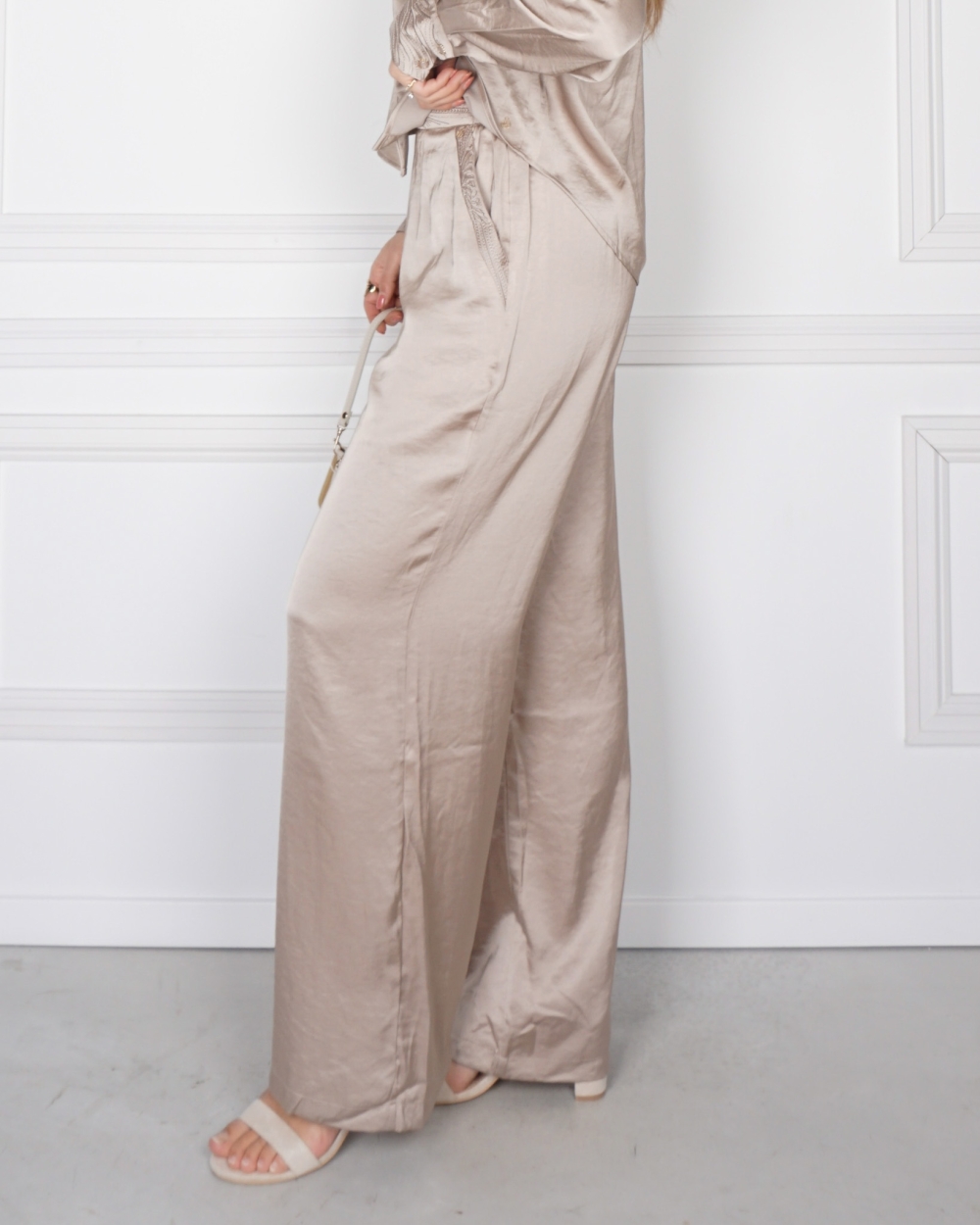 PANTS JOSEPHINE SATIN TAUPE