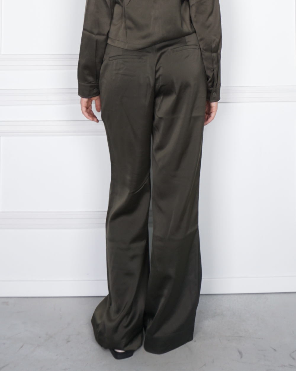 SATIN PANTALON GROEN