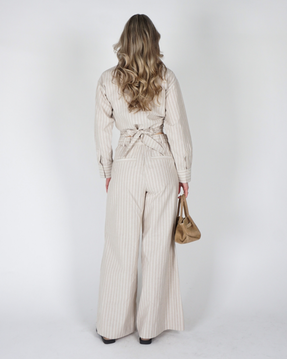 PANTALON ODESSA MET STREPEN BEIGE