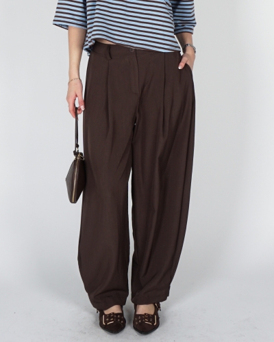 PANTALON BALLON MET PLOOIEN BRUIN