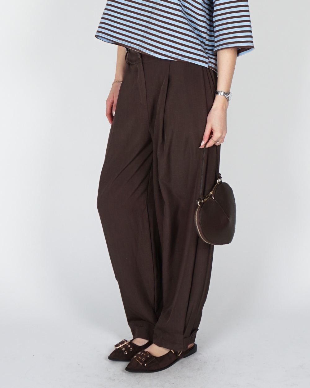 PANTALON BALLON MET PLOOIEN BRUIN