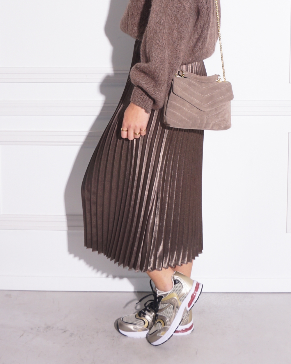 plisse rok taupe