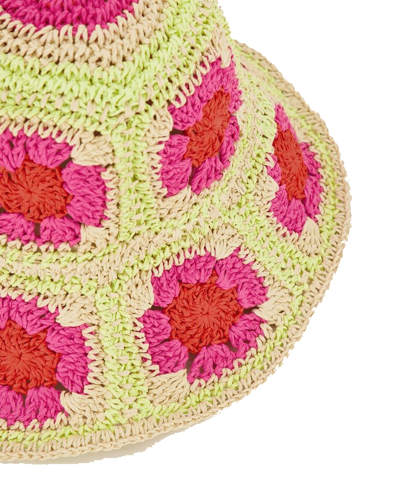 RIETEN HOED MET BLOEMEN