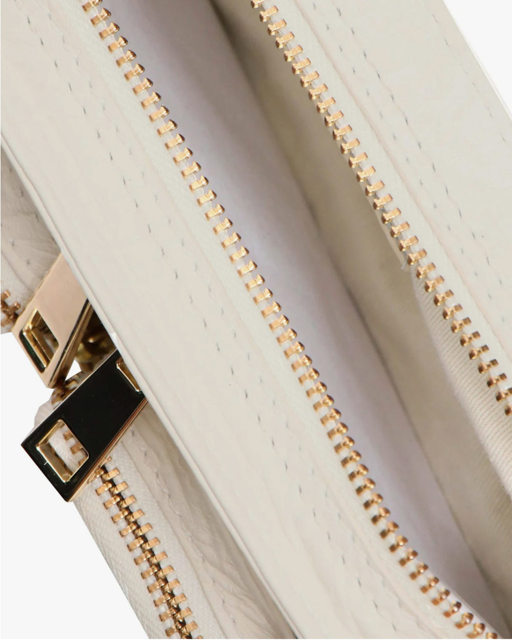 TAS HELENA NEW ZEALAND BEIGE GOUD
