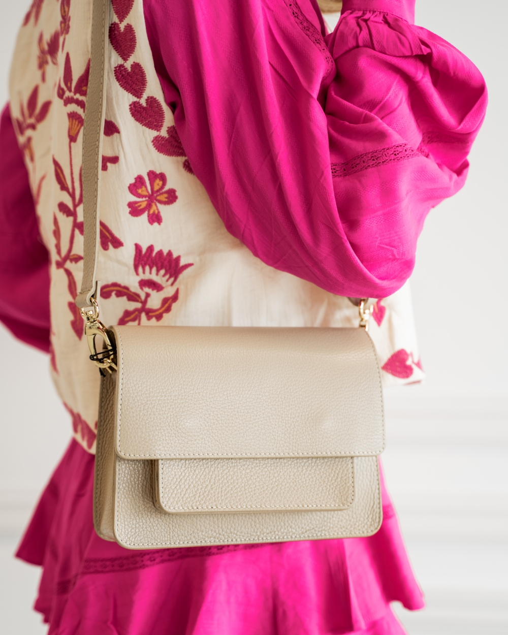 TAS FENNA TAUPE