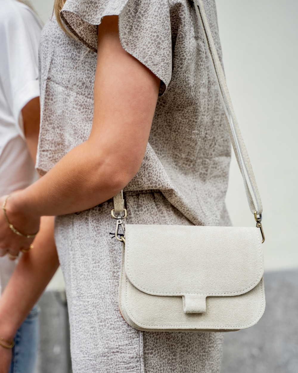 TAS FLORA SUEDE ECRU