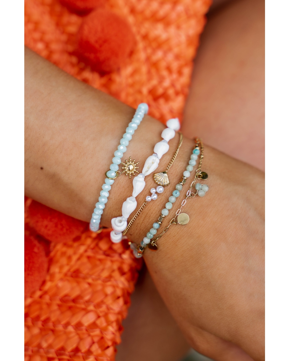 ARMBAND MET KRALEN EN ZON GROEN