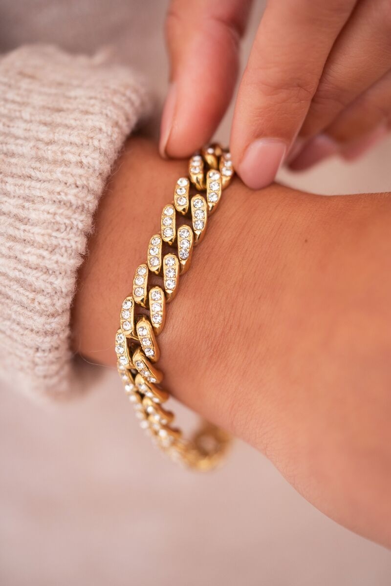 ARMBAND MET STEENTJES GOUD