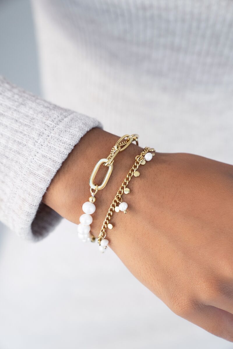 ARMBAND MET KLEINE MUNTEN EN PARELS GOUD