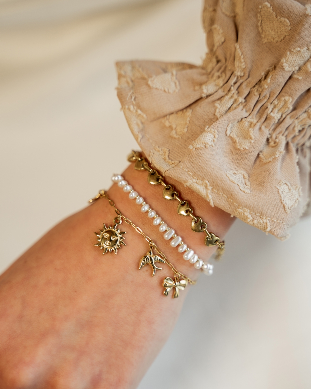 ARMBAND HARTJES GOUD