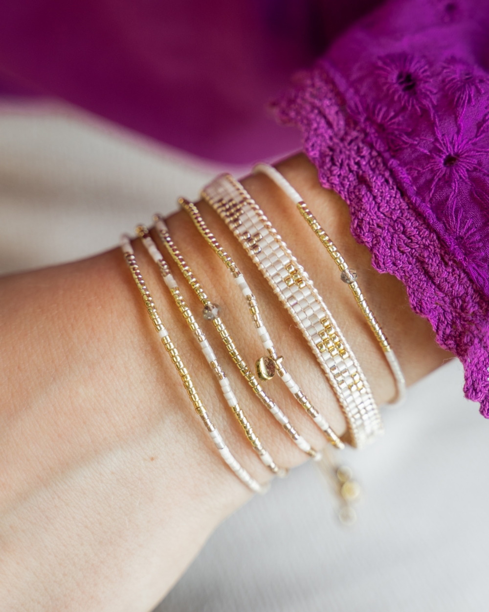 ARMBAND CLARA WHITE HEAVEN