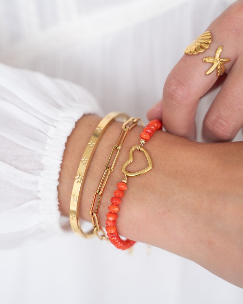 ROZE KRALEN ARMBAND MET KLAVER GOUD