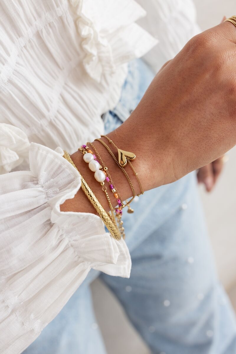 ARMBAND MET HARTJE EN BOLLETJES GOUD