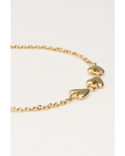 ARMBAND MET DRIE HARTJES