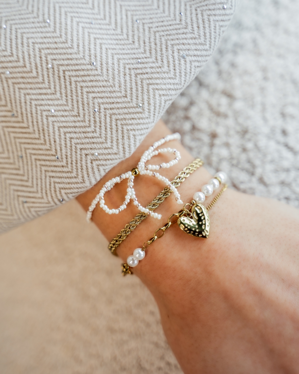 BOW ARMBAND WIT